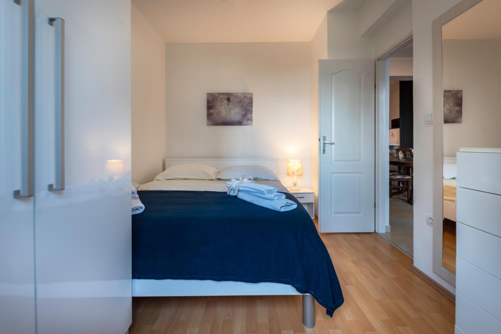 Apartment Anamaria With Seaview เพทรอซาเน ภายนอก รูปภาพ