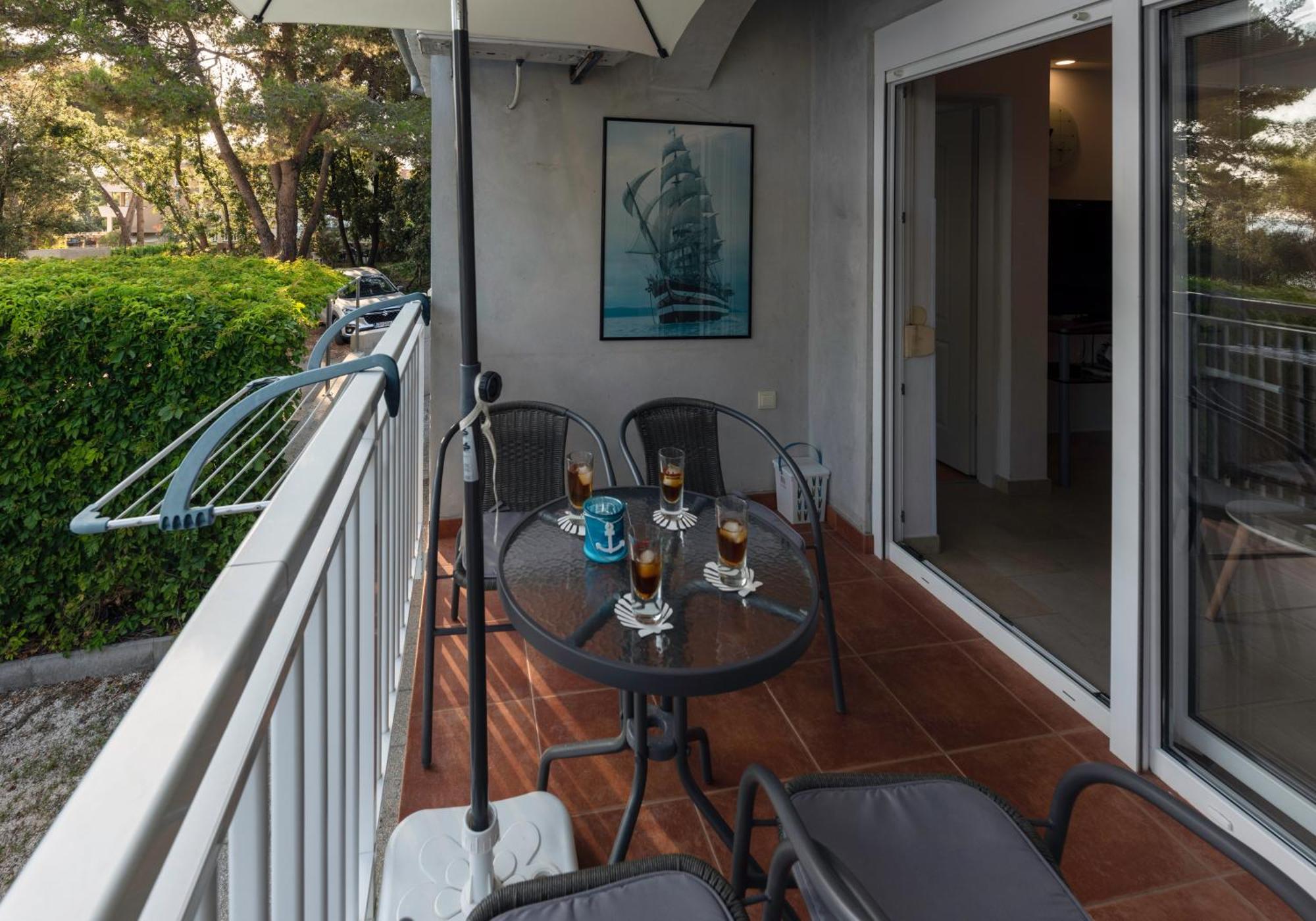 Apartment Anamaria With Seaview เพทรอซาเน ภายนอก รูปภาพ